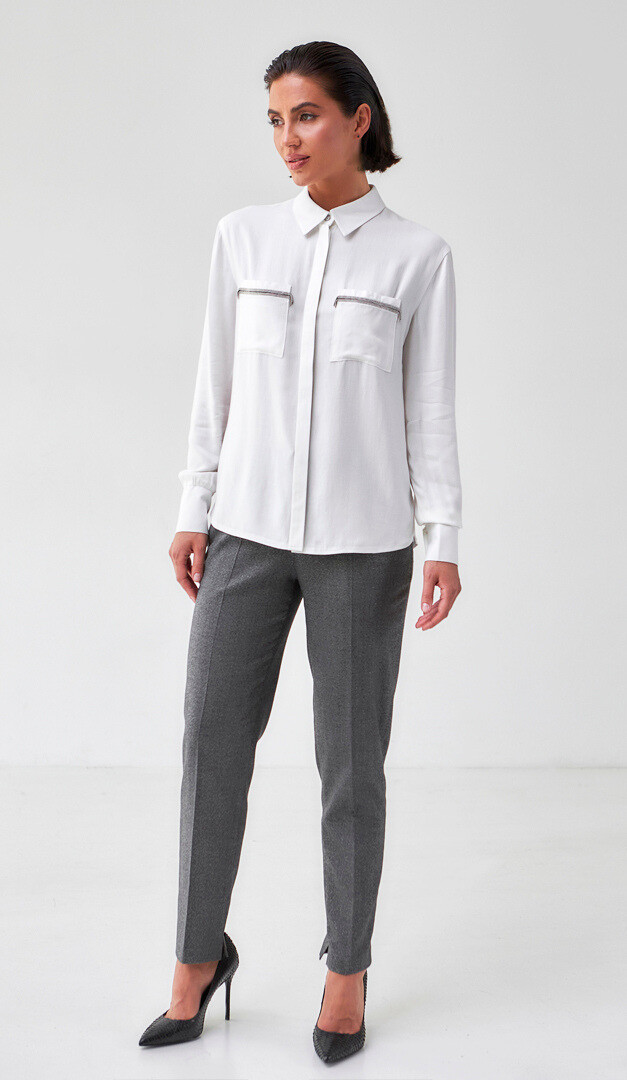 Фото belaa-zenskaa-rubaska-s-karmanami-01 товару Біла жіноча сорочка з кишенями