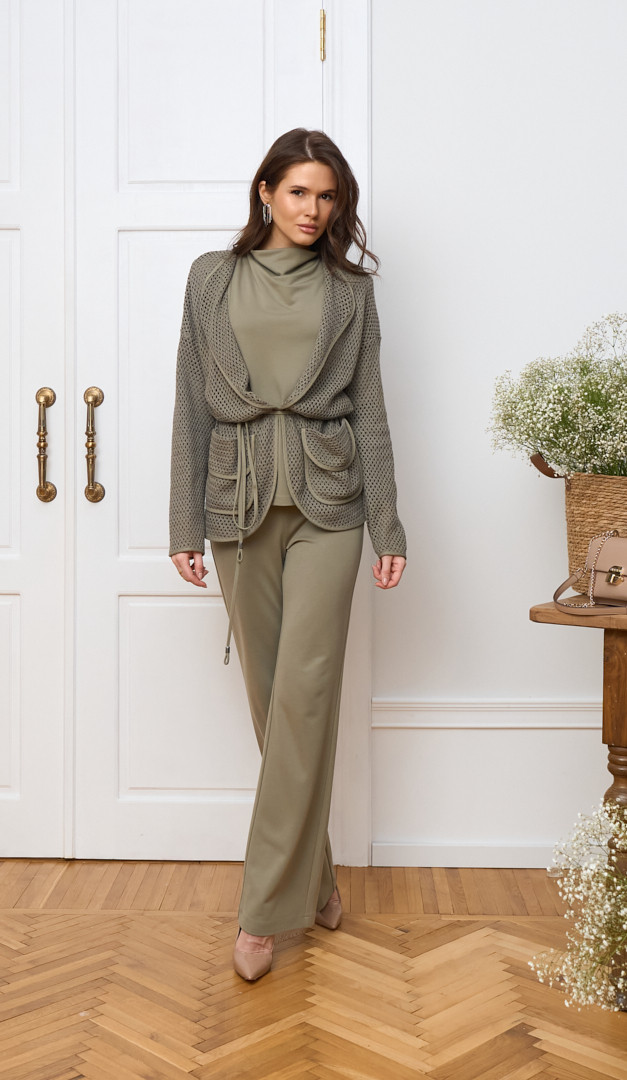 Фото bluza-zenskaa-iz-hlopka-olivkovaa-01 товару Блуза жіноча з бавовни оливкова0