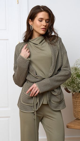 Фото bluza-zenskaa-iz-hlopka-olivkovaa-02 товару Блуза жіноча з бавовни оливкова0 Фото bluza-zenskaa-iz-hlopka-olivkovaa-02 товару Блуза жіноча з бавовни оливкова0