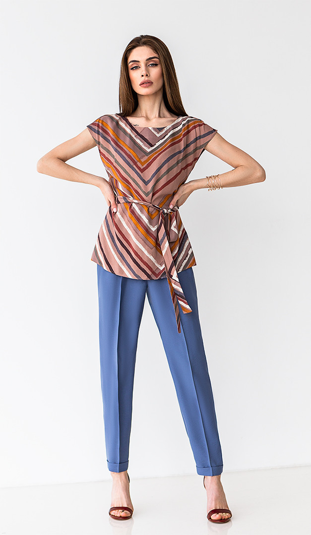 Фото bluzka-bez-rukavov-s-abstraktnym-printom-01 товара Блузка без рукавов с абстрактным принтом