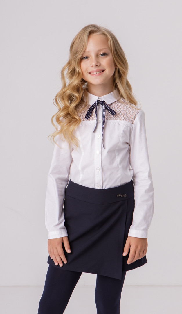 Фото bluzka-dla-devocki-belaa-s-kruzevom-03 товару Блузка для дівчинки біла з мереживом0