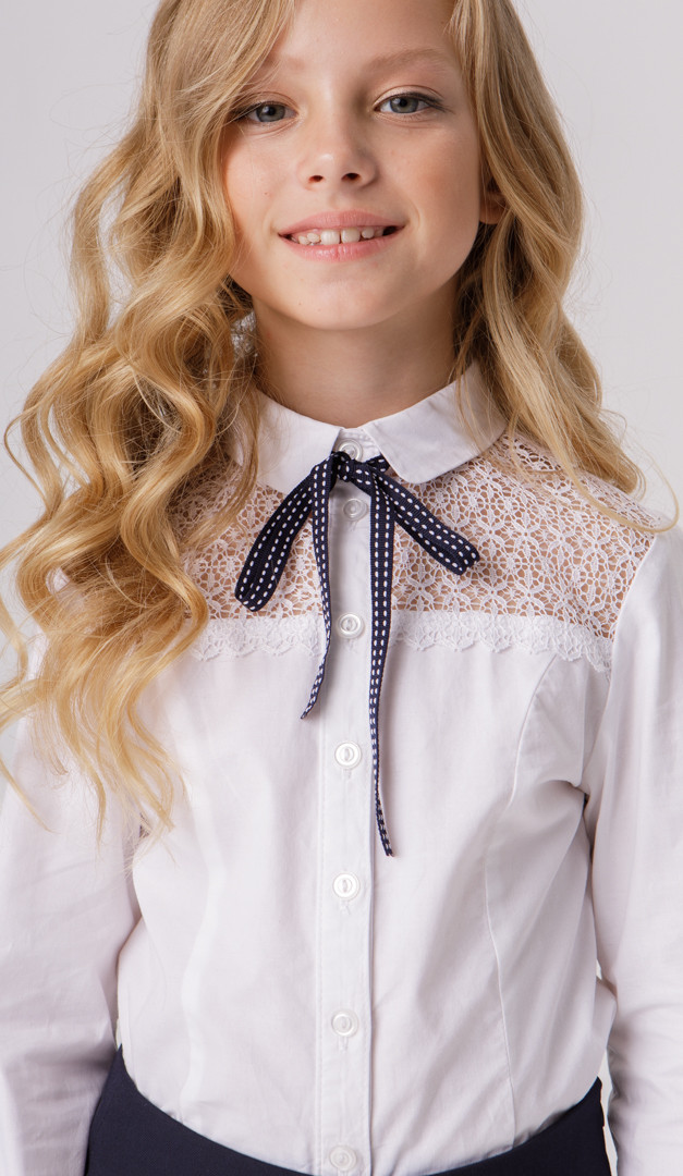 Фото bluzka-dla-devocki-belaa-s-kruzevom-04 товару Блузка для дівчинки біла з мереживом0