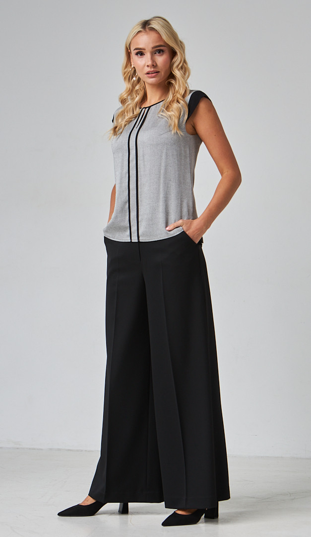 Фото bluzka-seraa-s-cernoj-otdelkoj-01 товару Блузка сіра з чорним оздобленням