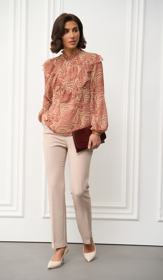 Фото bluzka-sifonovaa-v-animalisticeskij-print-3 товара Блузка шифоновая в анималистический принт0