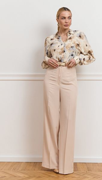 Фото bluzka-v-cvetocnyj-print-slivocnaa-1 товару Блузка в квітковий принт вершкова 0 Фото bluzka-v-cvetocnyj-print-slivocnaa-1 товару Блузка в квітковий принт вершкова 0