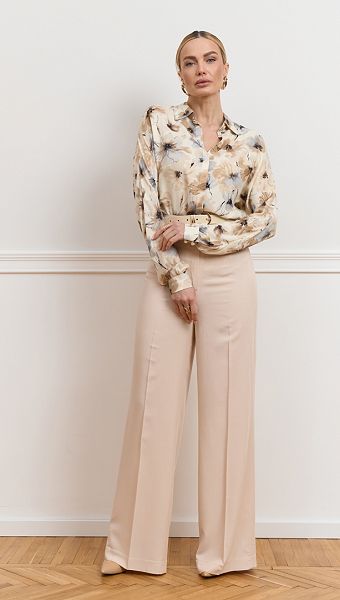 Фото bluzka-v-cvetocnyj-print-slivocnaa-3 товару Блузка в квітковий принт вершкова 0 Фото bluzka-v-cvetocnyj-print-slivocnaa-3 товару Блузка в квітковий принт вершкова 0