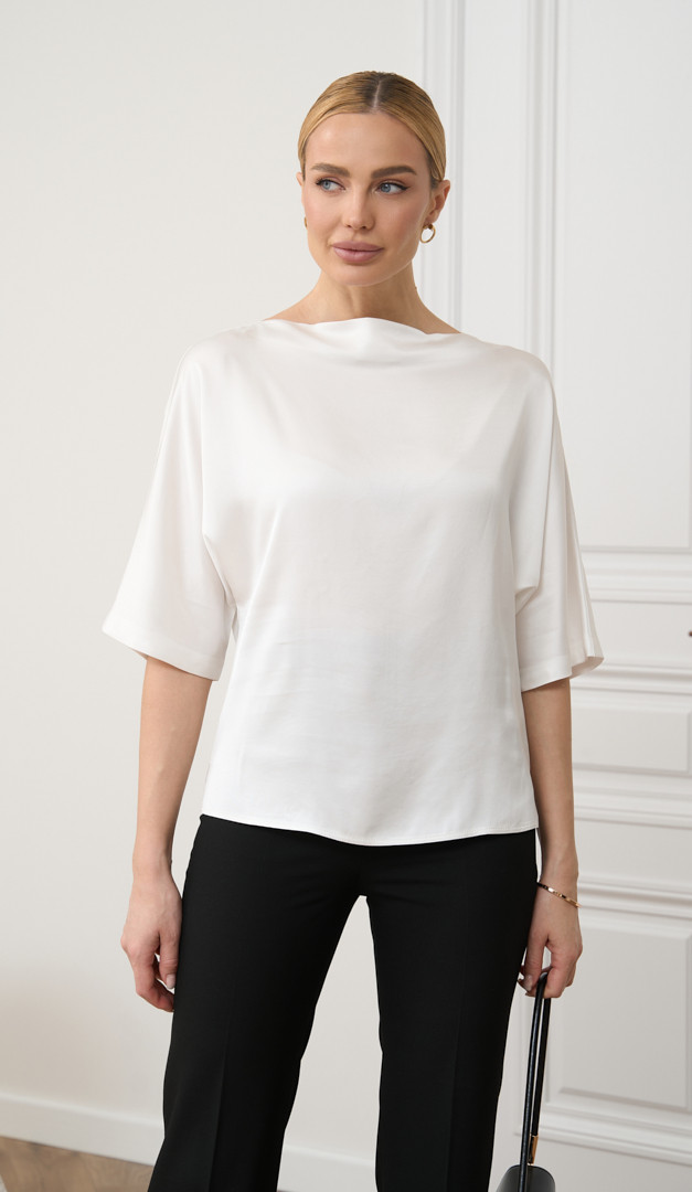 Фото bluzka-zenskaa-bazovaa-molocnaa-01 товару Блузка жіноча базова молочна