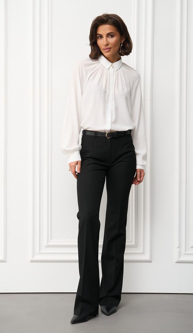 Фото bluzka-zenskaa-reglan-svobodnogo-kroa-molocnaa-02 товара Блузка женская реглан свободного кроя молочная0