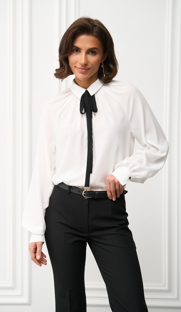 Фото bluzka-zenskaa-reglan-svobodnogo-kroa-molocnaa-05 товара Блузка женская реглан свободного кроя молочная0