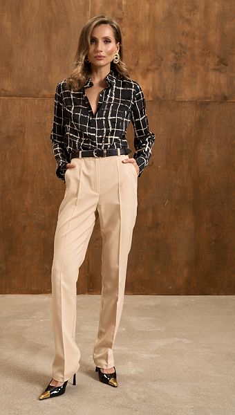 Фото bluzka-zenskaa-v-kletocku-cernaa-02 товара Блузка женская в клеточку черная 0 Фото bluzka-zenskaa-v-kletocku-cernaa-02 товара Блузка женская в клеточку черная 0