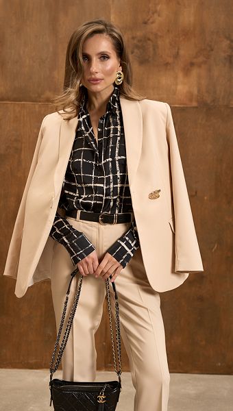 Фото bluzka-zenskaa-v-kletocku-cernaa-06 товара Блузка женская в клеточку черная 0 Фото bluzka-zenskaa-v-kletocku-cernaa-06 товара Блузка женская в клеточку черная 0