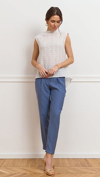 Фото bluzon-zenskij-azurnyj-belyj-01 товара Блузон женский ажурный белый Фото bluzon-zenskij-azurnyj-belyj-01 товара Блузон женский ажурный белый