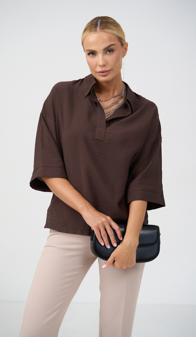 Фото bluzon-zenskij-pramoj-sokoladnyj-01 товару Блузон жіночий прямий шоколадний0