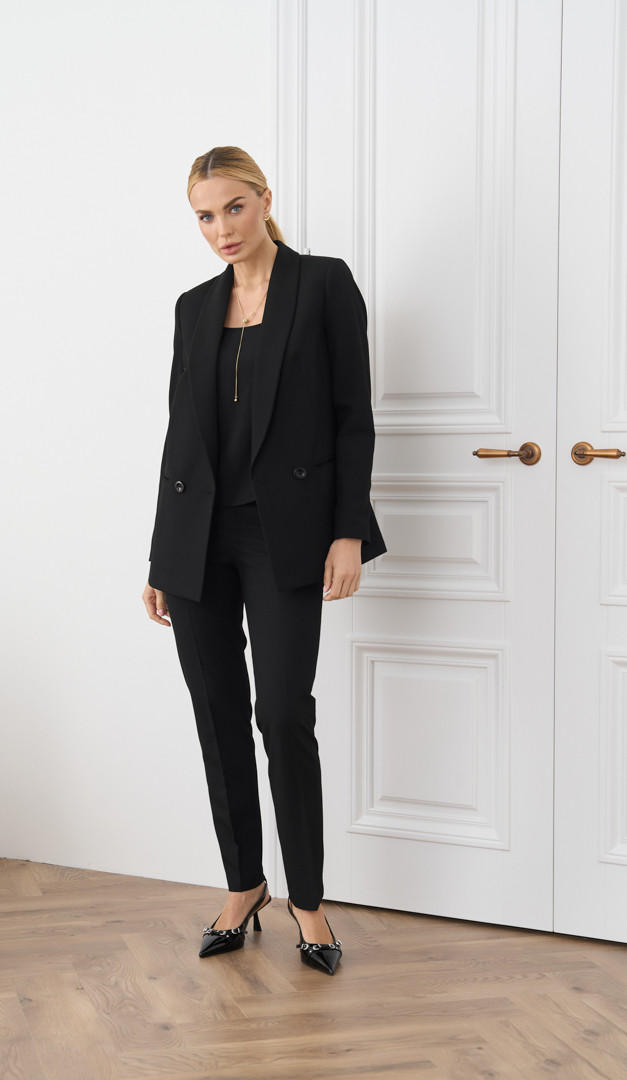 Фото bruki-bazovye-s-karmanami-cernye-06 товара Брюки базовые с карманами черные0