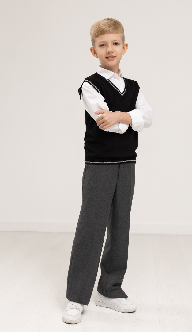 Фото bruki-dla-malcika-pramye-1 товара Брюки для мальчика прямые