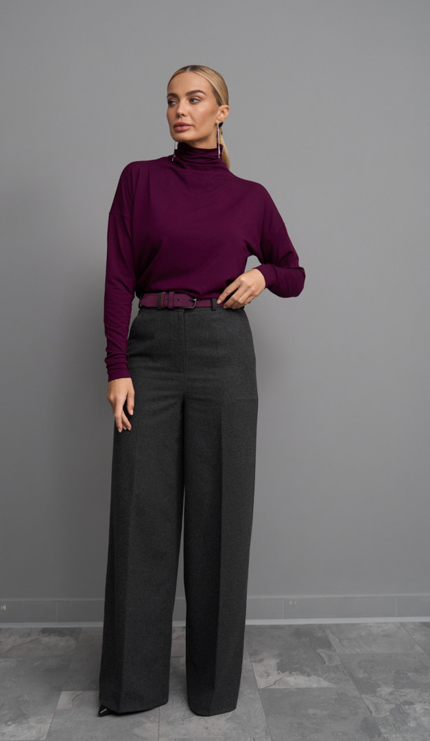 Фото bruki-pramye-iz-sersti-serye-01 товару Штани прямі з вовни сірі0