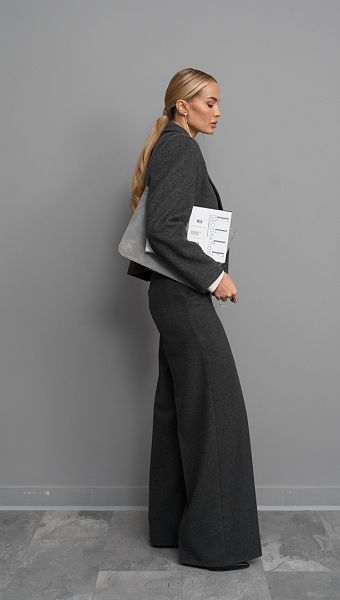 Фото bruki-pramye-iz-sersti-serye-05 товару Штани прямі з вовни сірі0 Фото bruki-pramye-iz-sersti-serye-05 товару Штани прямі з вовни сірі0