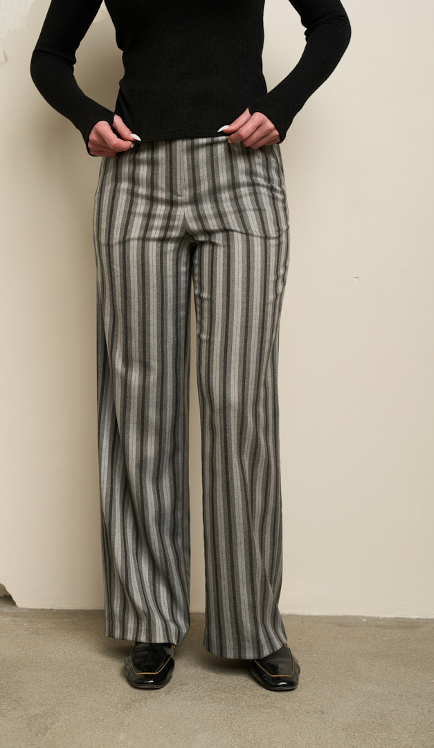 Фото bruki-vladlena-2 товара Брюки Владлена0