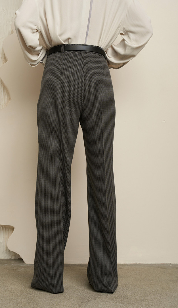 Фото bruki-zenskie-kles-cernyj-melanz-06 товару Штани жіночі кльош чорний меланж0