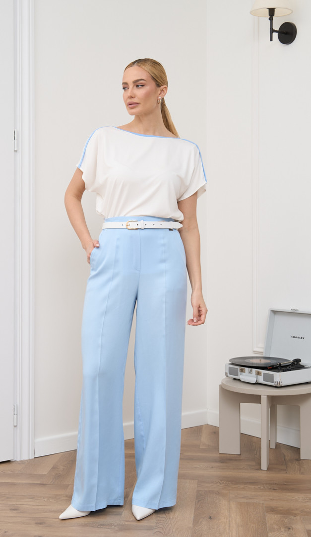 Фото bruki-zenskie-pramye-golubye-1 товару Штани жіночі прямі блакитні