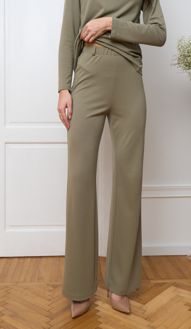 Фото bruki-zenskie-pramye-olivkovye-02 товару Штани жіночі прямі оливкові0