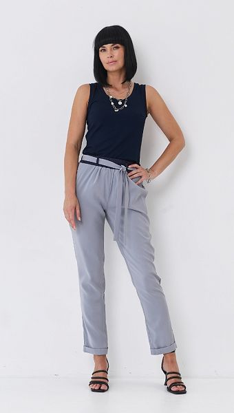 Фото bruki-zenskie-s-manzetami-serye-1 товару Брюки жіночі з манжетами сірі0 Фото bruki-zenskie-s-manzetami-serye-1 товару Брюки жіночі з манжетами сірі0