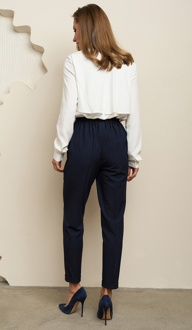 Фото bruki-zenskie-zauzennye-s-manzetami-sinie-04 товара Брюки женские зауженные с манжетами синие0