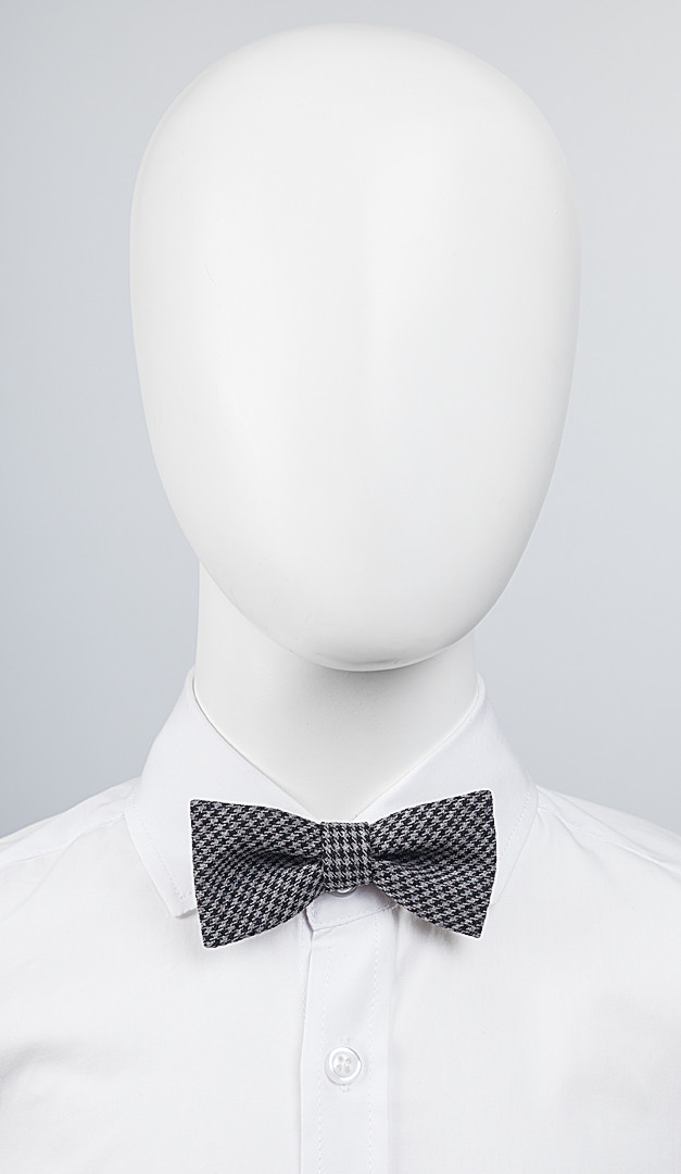 Фото galstuk-babocka-svetlo-sero-cernaa-kletka-01 товару Краватка метелик світло сіро-чорна клітинка0