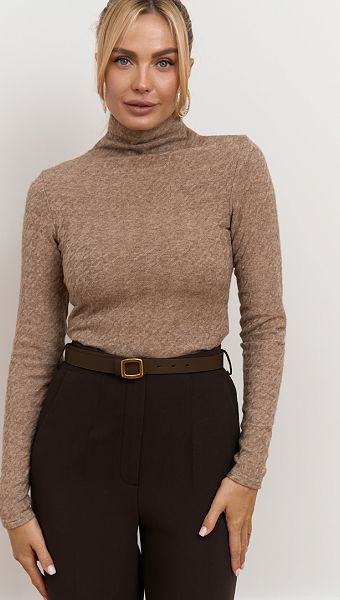 Фото golf-klassiceskij-karamelnyj-5 товару Гольф класичний карамельний0 Фото golf-klassiceskij-karamelnyj-5 товару Гольф класичний карамельний0