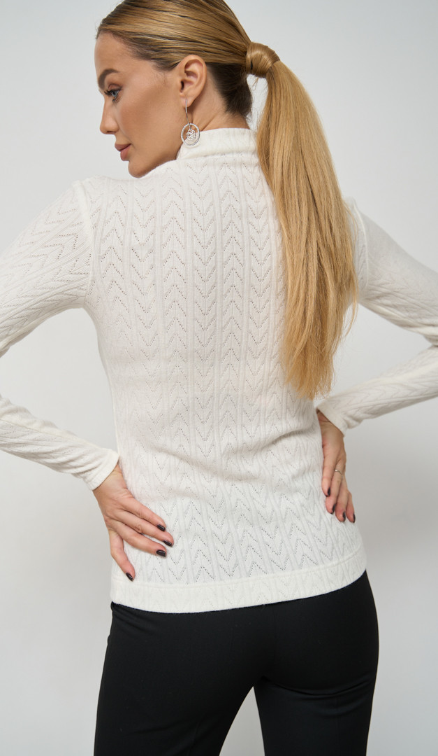 Фото golf-klassiceskij-molocnyj-s-uzorom-05 товара Гольф классический молочный с узором0