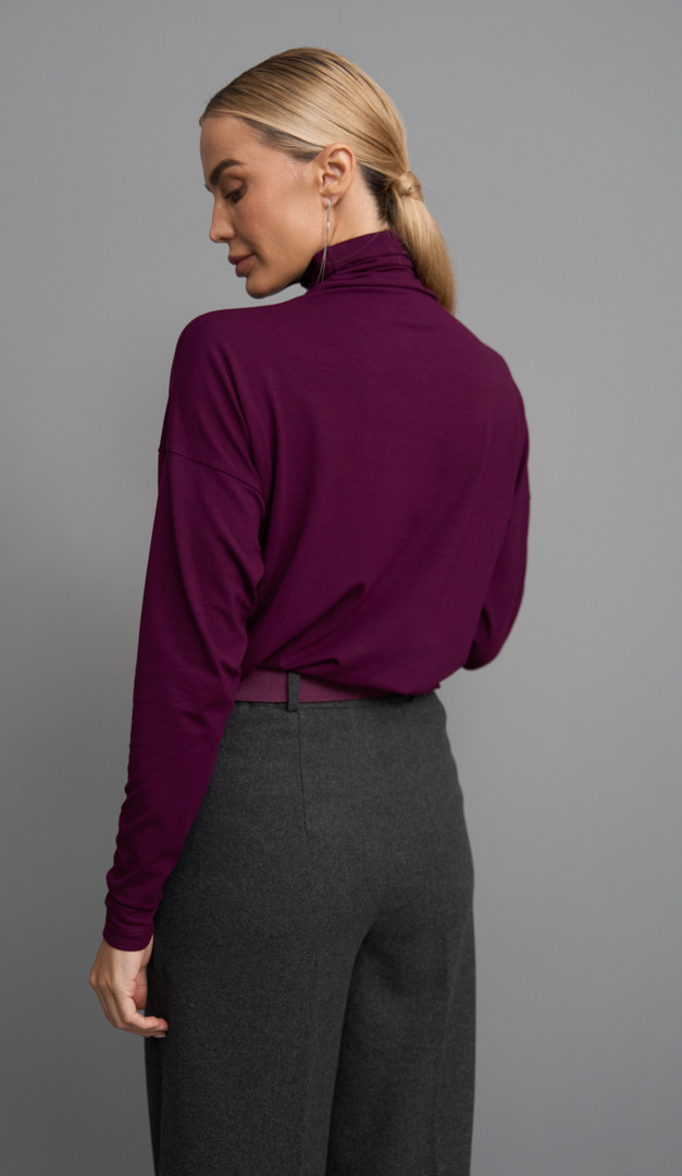 Фото golf-zenskij-oversajz-bordovyj-07 товару Гольф жіночий оверсайз бордовий 0