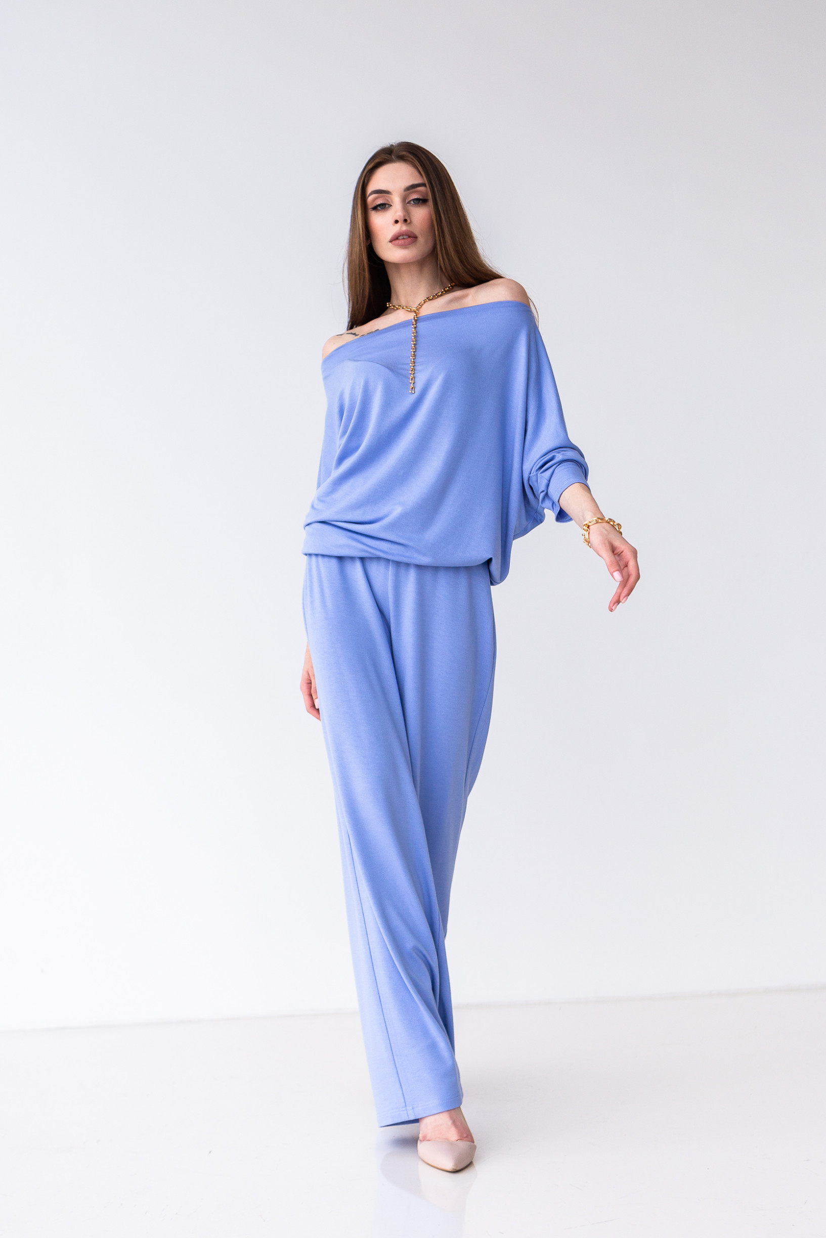 Фото lavandovye-trikotaznye-sirokie-bruki-03 товару Лавандові трикотажні широкі брюки0