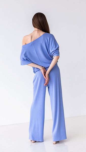 Фото lavandovyj-zenskij-svitsot-04 товара Лавандовый женский свитшот0 Фото lavandovyj-zenskij-svitsot-04 товара Лавандовый женский свитшот0