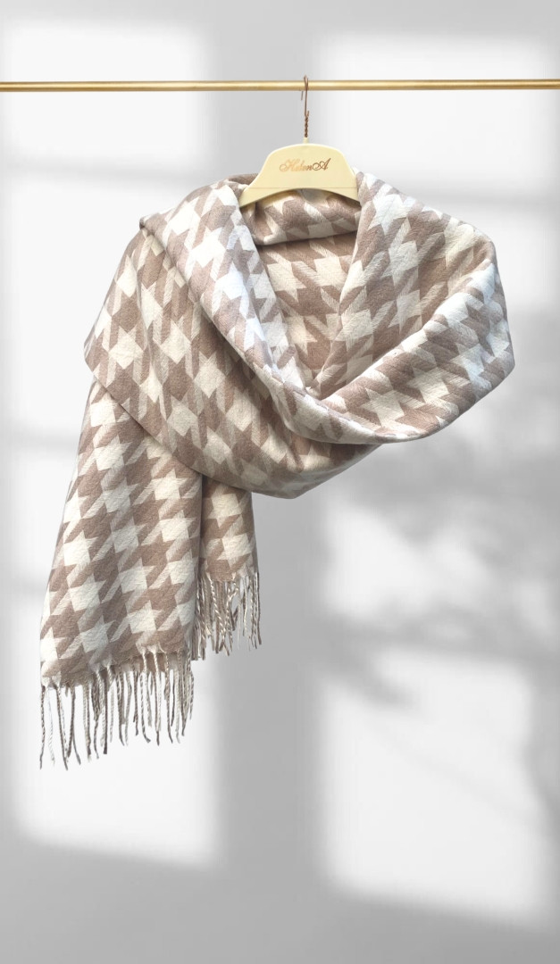 Фото palantin-gusinaa-lapka-molocno-bezevyj-01 товара Палантин гусиная лапка молочно-бежевый