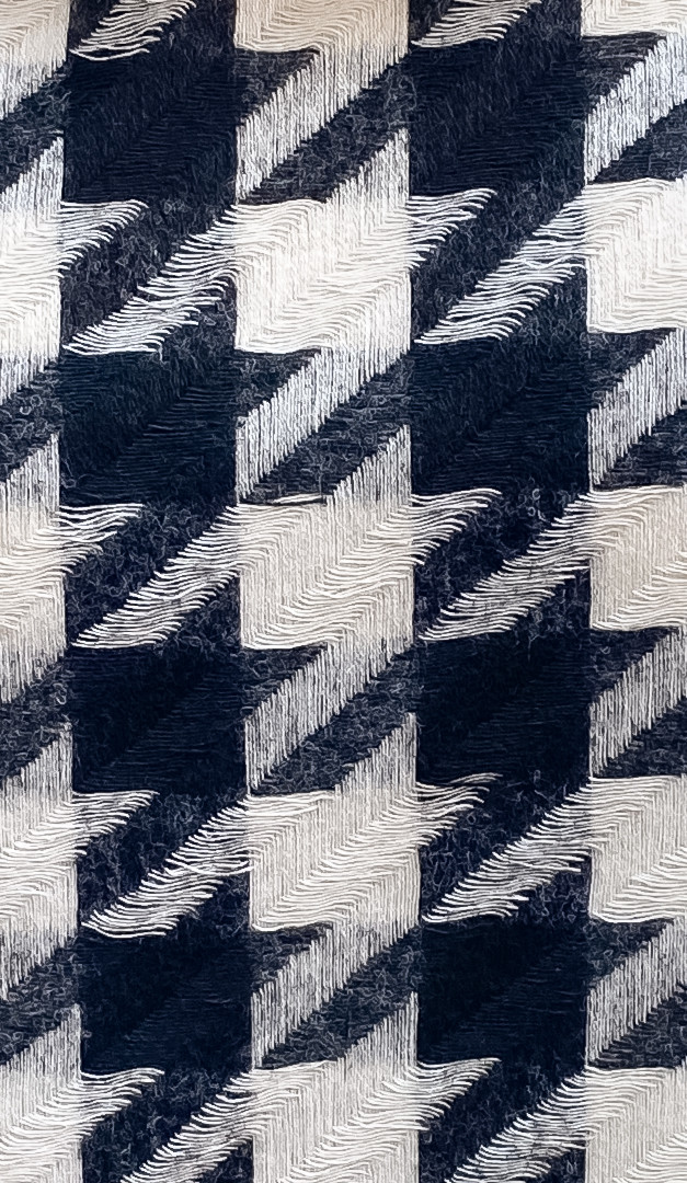 Фото palantin-zakkard-molocno-cernyj-02 товара Палантин жаккард молочно-черный