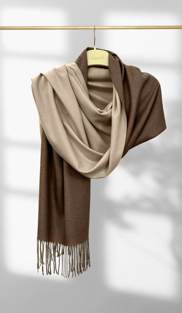 Фото palantin-zenskij-dvuhstoronnij-bezevo-karamelnyj-01 товару Палантин жіночий двосторонній бежево - карамельний