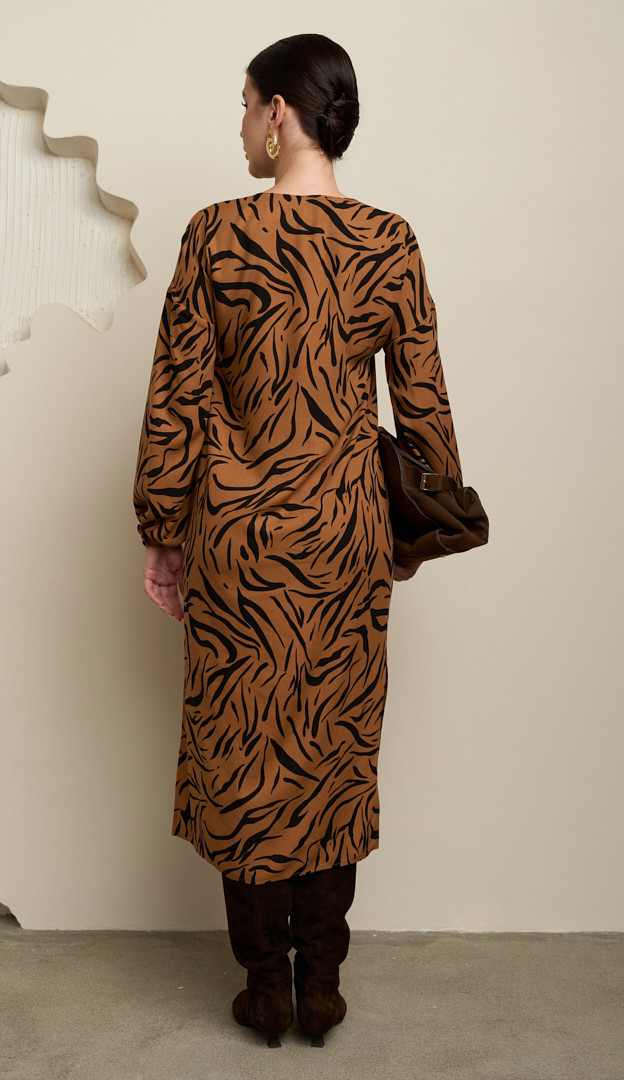 Фото plate-krep-bezevo-cernoe-12 товара Платье креп бежево-черное0