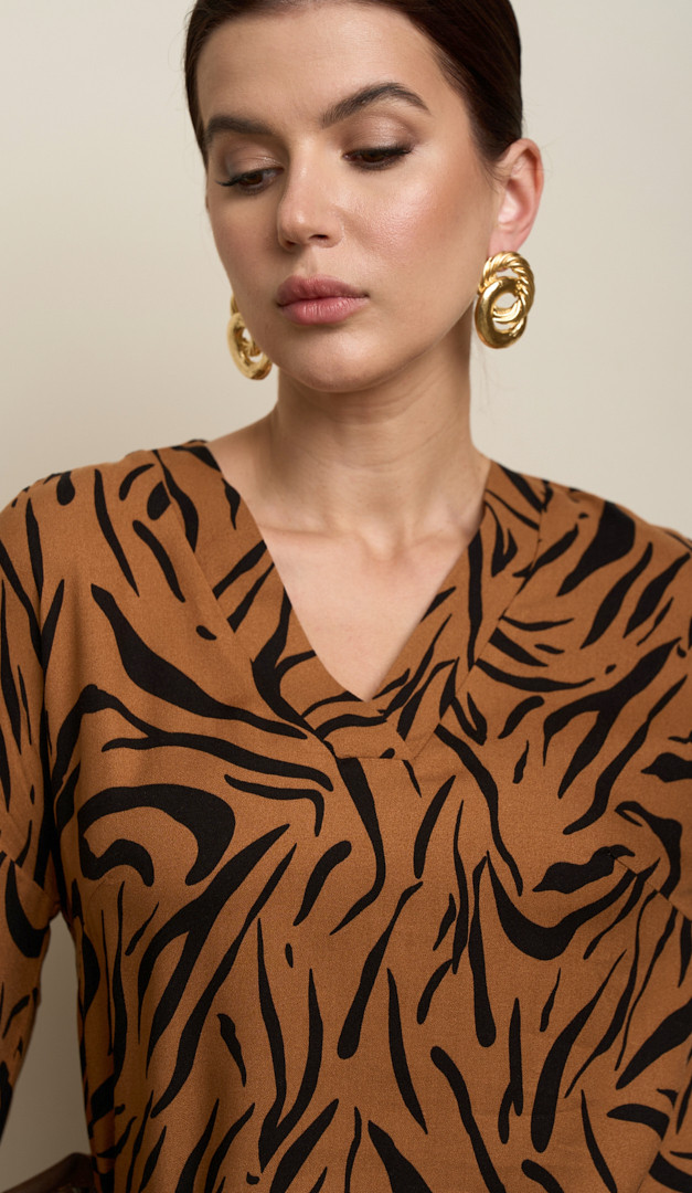 Фото plate-krep-bezevo-cernoe-13 товара Платье креп бежево-черное0