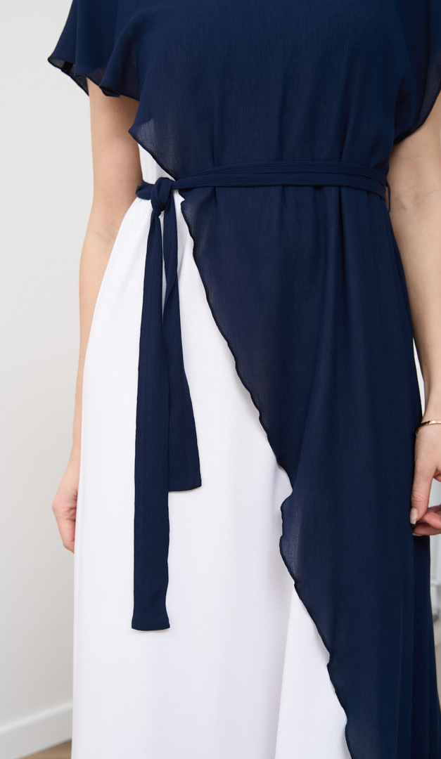 Фото plate-letnee-kombinirovannoe-sine-beloe-04 товару Сукня літня комбінована синьо-біла0