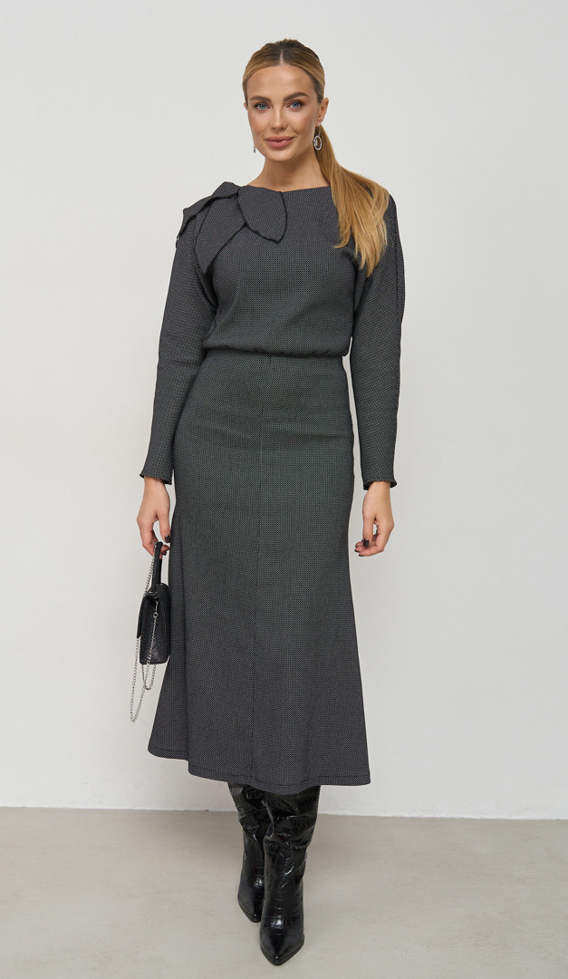 Фото plate-midi-cernyj-melanz-01 товару Сукня міді чорний меланж
