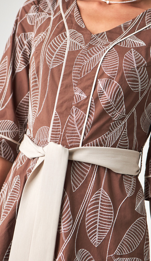 Фото plate-midi-s-vysivkoj-05 товару Сукня міді з вишивкою0