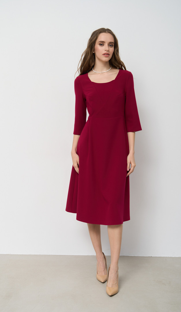 Фото plate-trapecia-malinovoe-01 товара Платье трапеция малиновое0