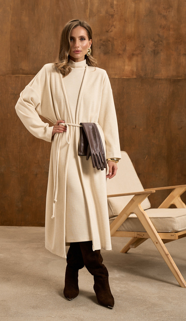 Фото plate-trikotaznoe-midi-molocnoe-04 товару Сукня трикотажна міді молочна0