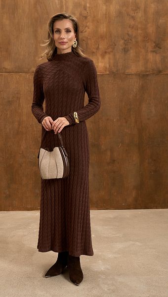 Фото plate-trikotaznoe-s-kosami-sokoladnoe-03 товару Сукня трикотажна з косами шоколадна 0 Фото plate-trikotaznoe-s-kosami-sokoladnoe-03 товару Сукня трикотажна з косами шоколадна 0