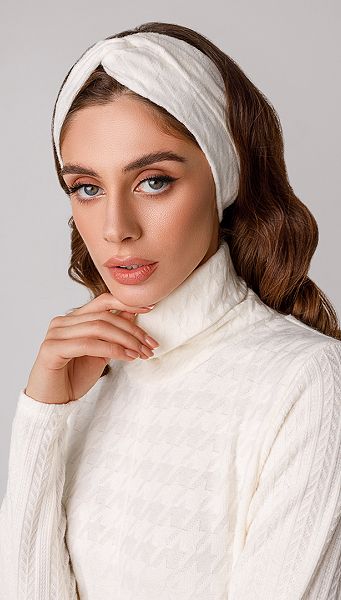 Фото povazka-calma-molocnaa-01 товару Повязка чалма молочна Фото povazka-calma-molocnaa-01 товару Повязка чалма молочна