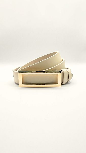 Фото remen-bezevyj-pramougolnyj-zoloto-gvozd-25mm-01 товару Ремінь бежевий прямокутний золото цвях 25мм Фото remen-bezevyj-pramougolnyj-zoloto-gvozd-25mm-01 товару Ремінь бежевий прямокутний золото цвях 25мм