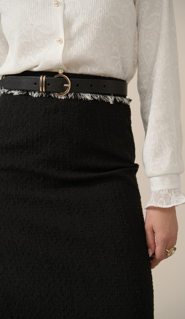 Фото remen-cernyj-krugloe-zoloto-28mm-01 товара Ремень чёрный круглое золото 28мм