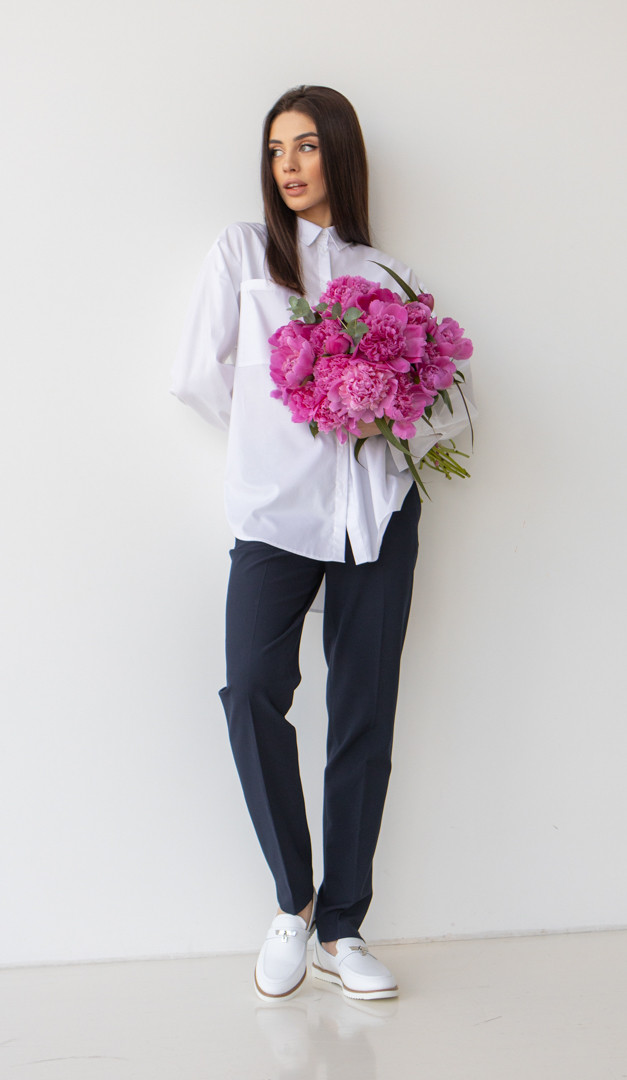 Фото rubaska-zenskaa-oversajz-s-karmanom-belaa-07 товару Сорочка жіноча оверсайз з кишенею біла0