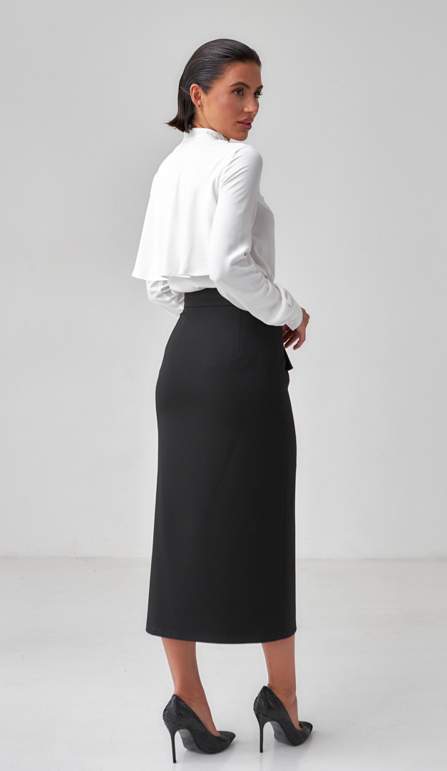 Фото rubaska-zenskaa-s-koketkoj-molocnaa-04 товара Рубашка женская с кокеткой молочная0