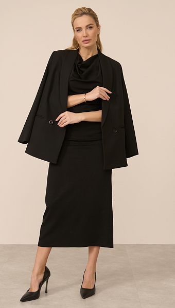 Фото sarafan-futlar-cernyj-04 товара Сарафан футляр черный0 Фото sarafan-futlar-cernyj-04 товара Сарафан футляр черный0